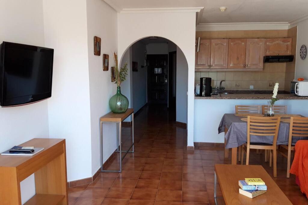 Apartment With Pool And Gardens Near The Coast San Miguel de Abona Luaran gambar
