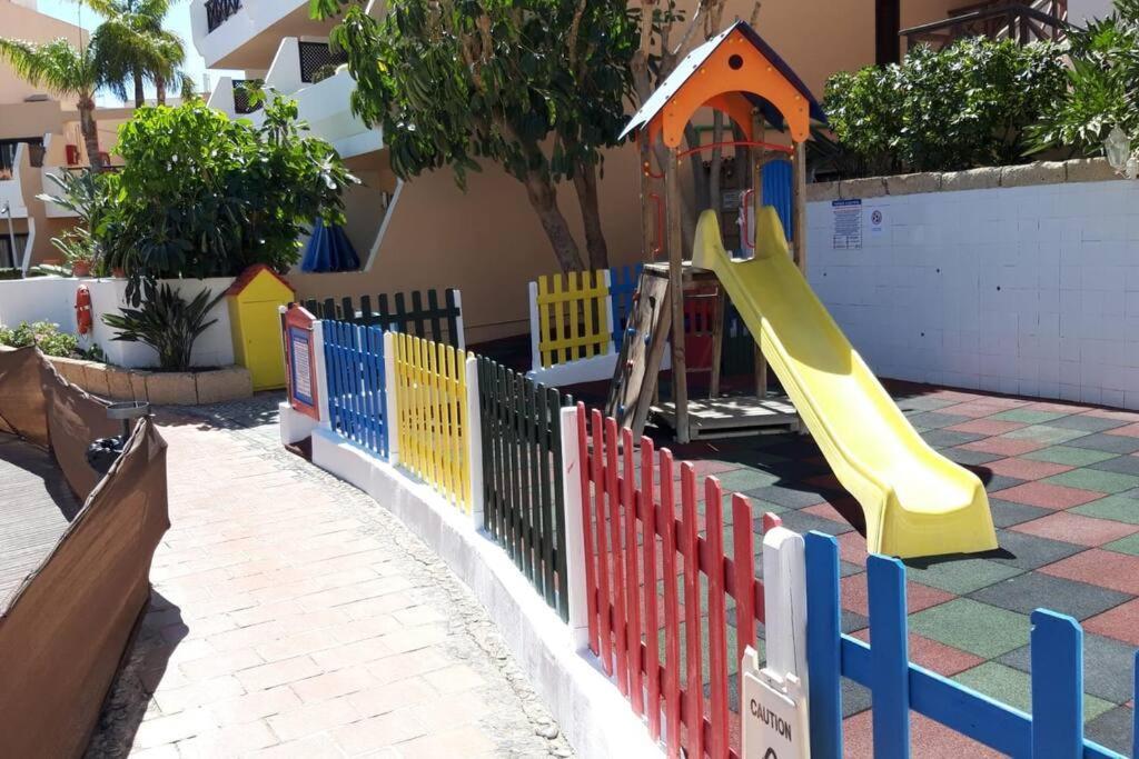 Apartment With Pool And Gardens Near The Coast San Miguel de Abona Luaran gambar