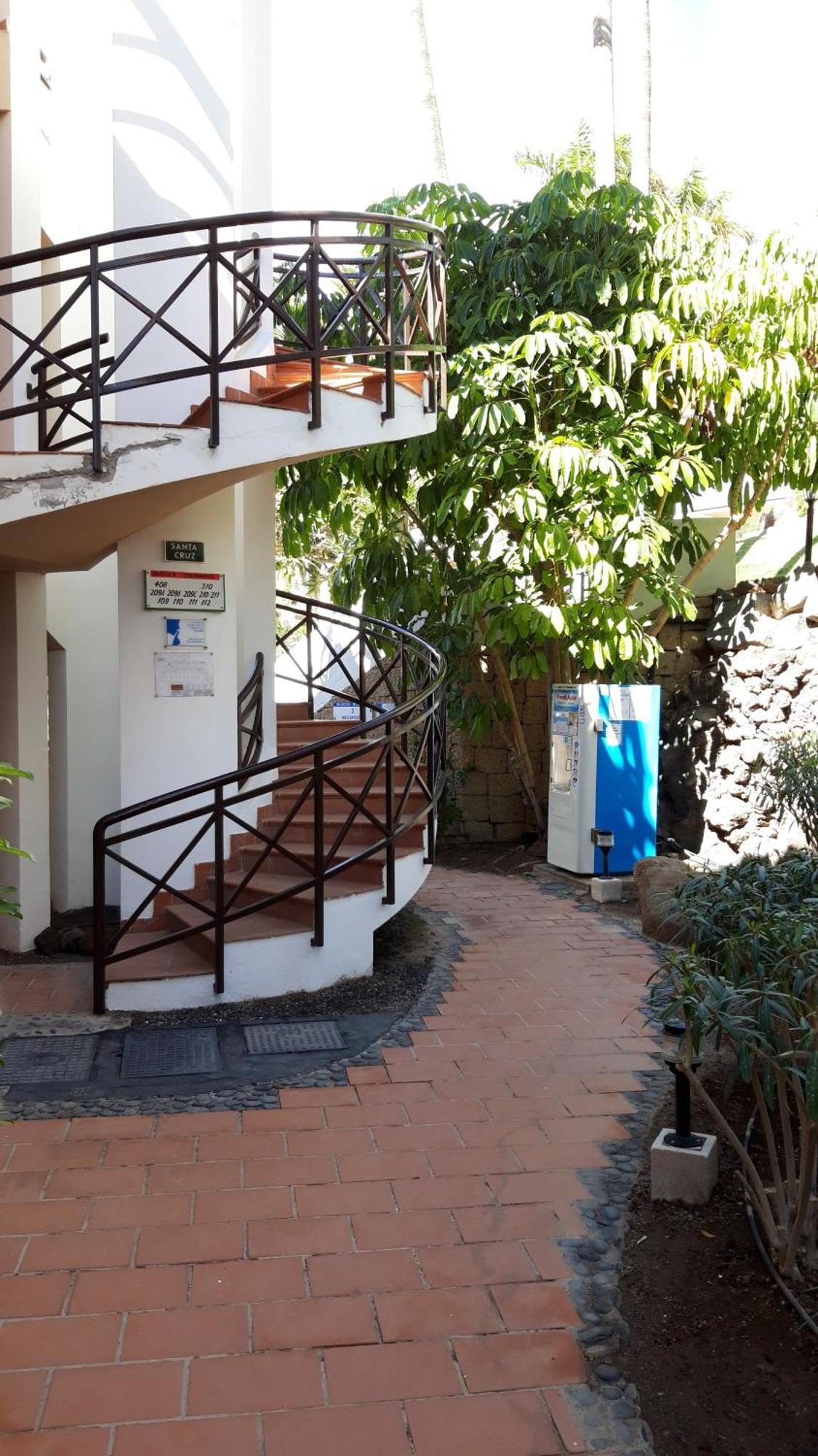 Apartment With Pool And Gardens Near The Coast San Miguel de Abona Luaran gambar